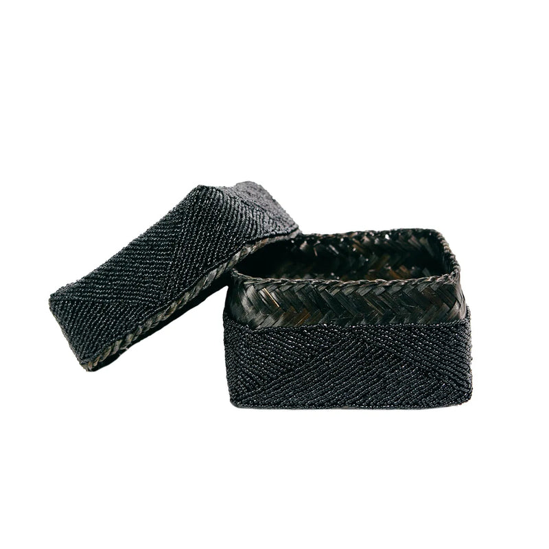 Boîtes d'Offrandes Perlées Balinaises – Artisanat Authentique - Noir - M