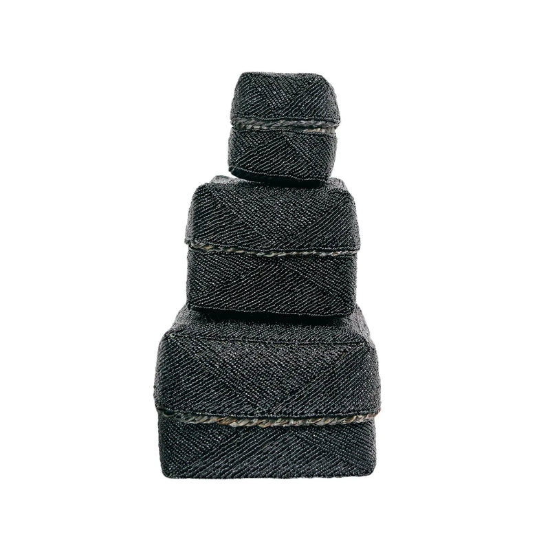 Boîtes d'Offrandes Perlées Balinaises – Artisanat Authentique - Noir - M