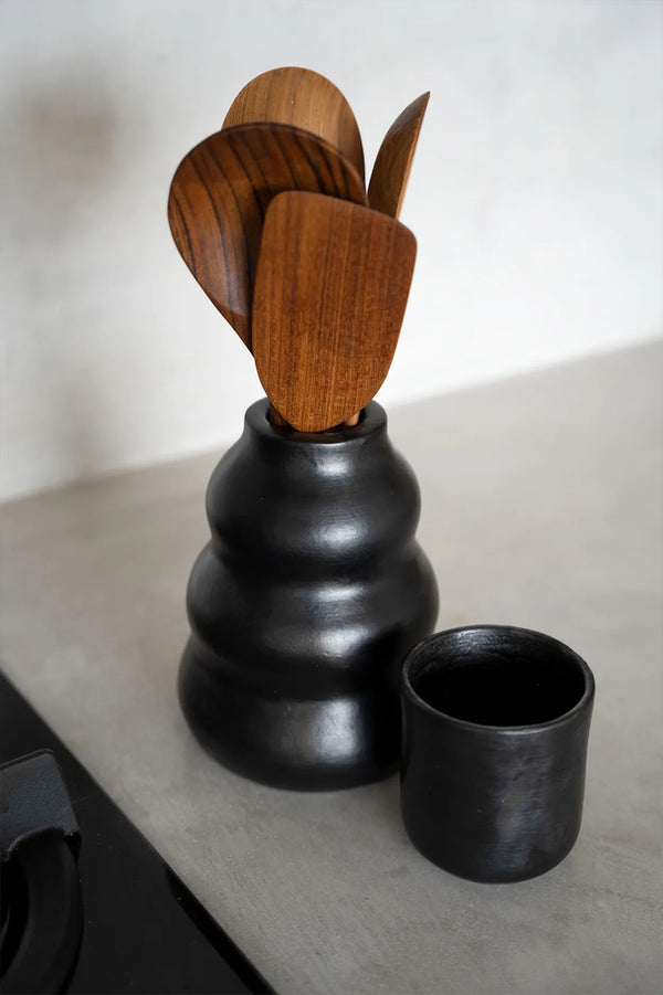 Vase noir