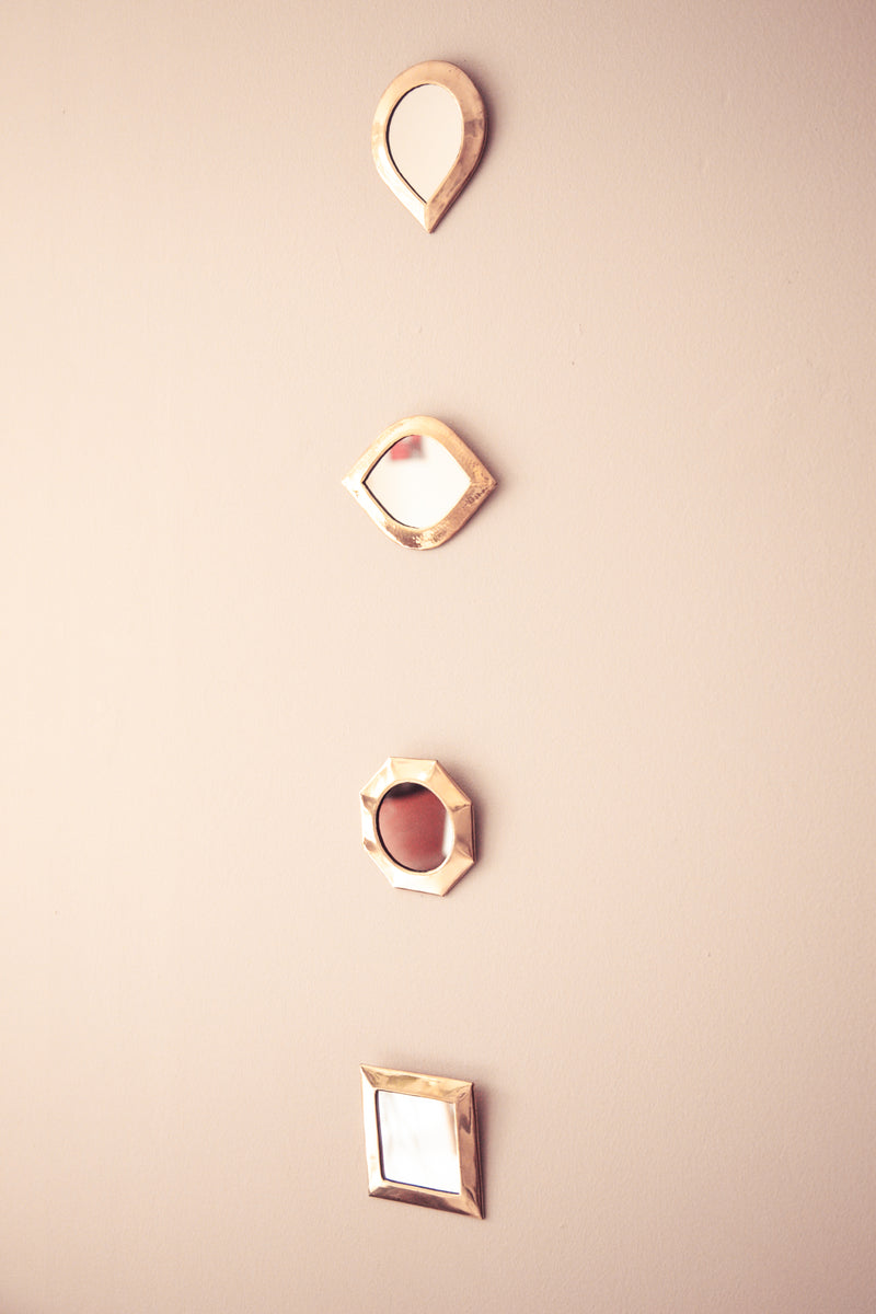 MINI GOLDEN BRASS DROP MIRROR