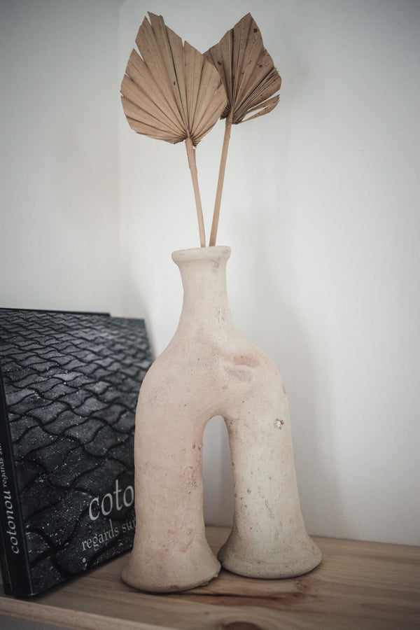 VASE POTERIE TAMEGROUTE À DEUX PIEDS