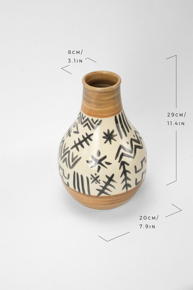 CERAMIC VASE WITH GEOMETRIC PATTERNS